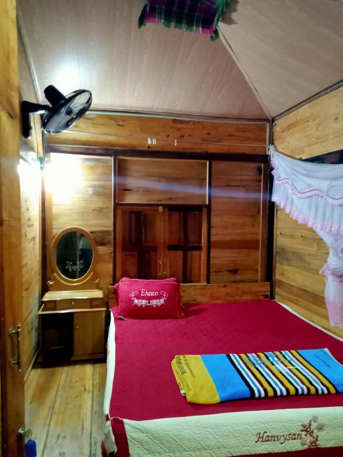 Linh Homestay And Motorbikes Rent Ha Giang Bagian luar foto