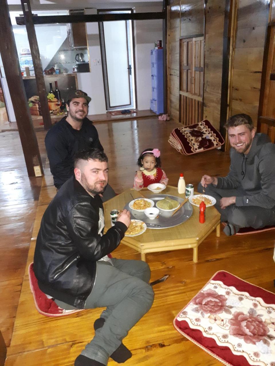 Linh Homestay And Motorbikes Rent Ha Giang Bagian luar foto